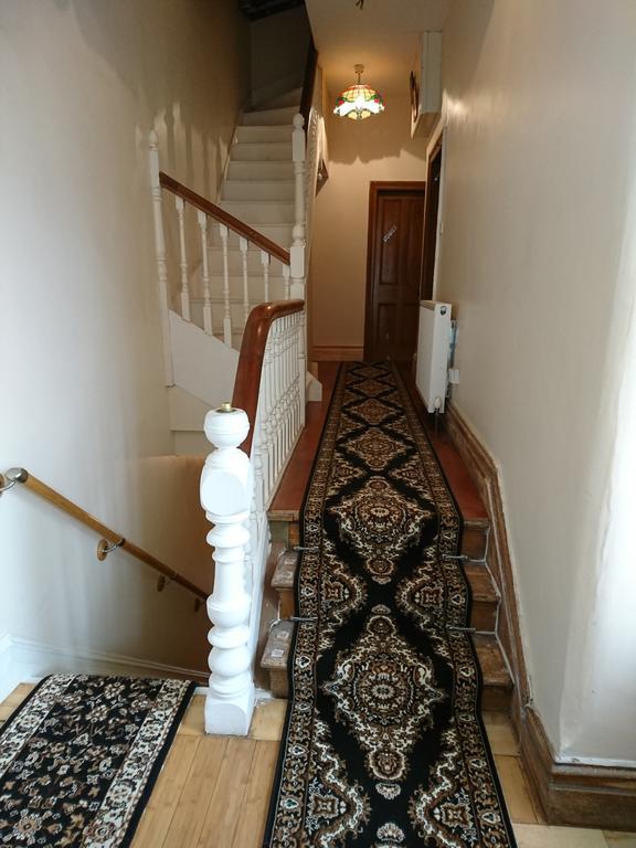 Adolphus Guest House シーハム エクステリア 写真